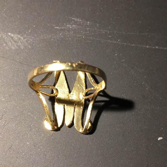 10k solid gold large M initial ring - Picture 5 of 7